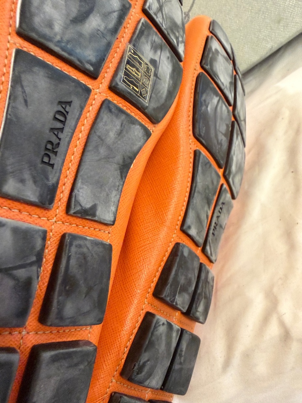 Prada Men’s Orange Leather Bit-Detail Driving Loafers Mens 11-12 - Picture 6 of 7